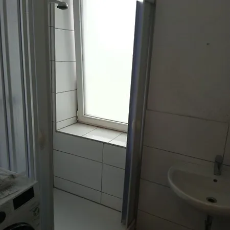 Modernes Maya Zimmer In Heilbronn Nahe Zentrum Mit Gemeinschaftskueche Exterior photo